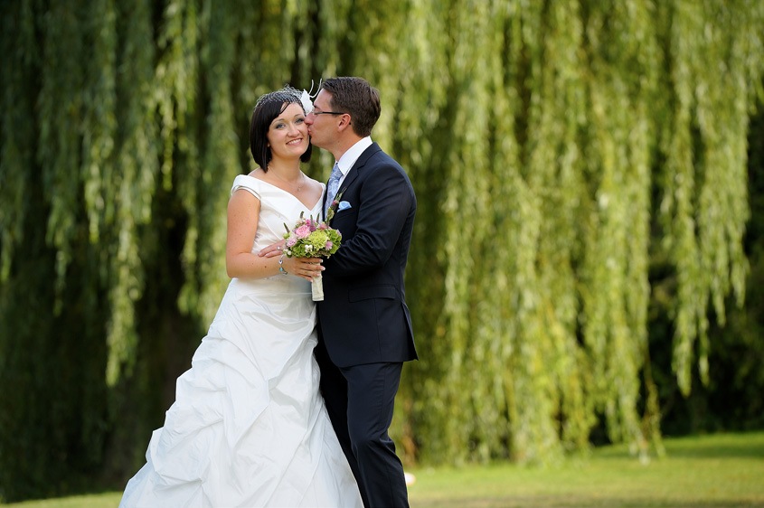 Fotograf Weimar, Hochzeitsfotograf Weimar, Hochzeitsreportage, Hochzeitsfotos, Brautpaarshooting, fotograf für hochzeit, Hochzeitsbilder im Freien, Sommerhochzeit Weimar