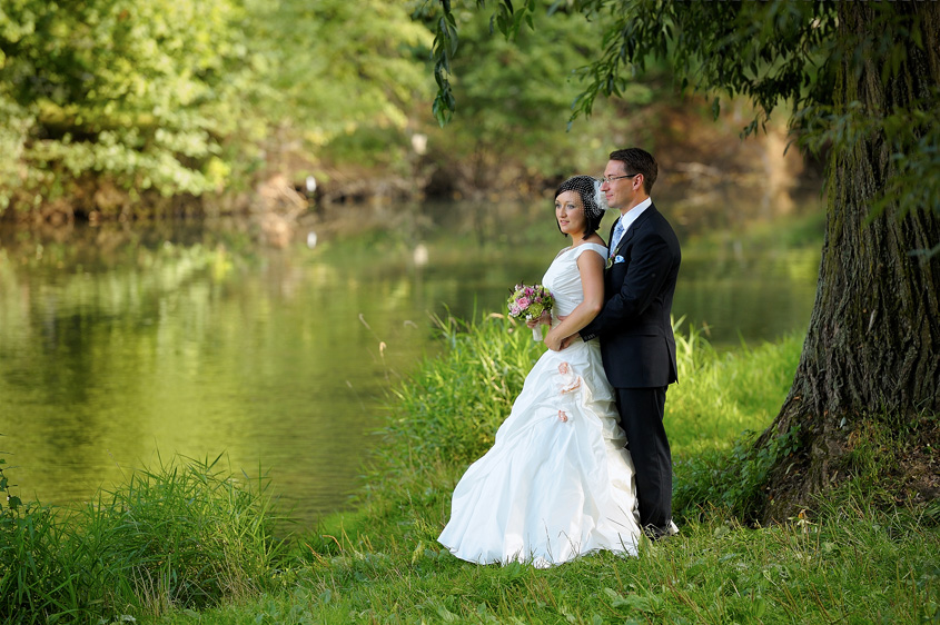 Fotograf Weimar, Hochzeitsfotograf Weimar, Hochzeitsreportage, Hochzeitsfotos, Brautpaarshooting, fotograf für hochzeit, Hochzeitsbilder im Freien, Sommerhochzeit Weimar