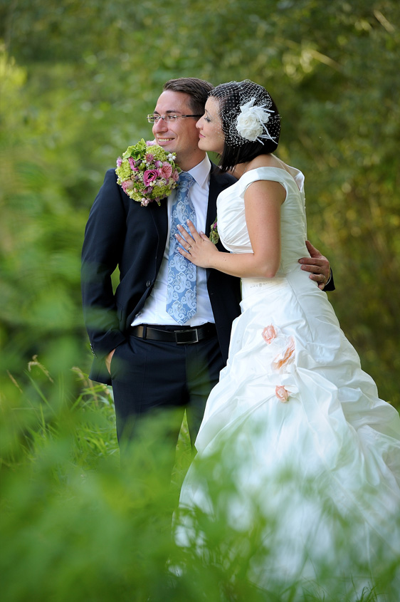 Fotograf Weimar, Hochzeitsfotograf Weimar, Hochzeitsreportage, Hochzeitsfotos, Brautpaarshooting, fotograf für hochzeit, Hochzeitsbilder im Freien, Sommerhochzeit Weimar
