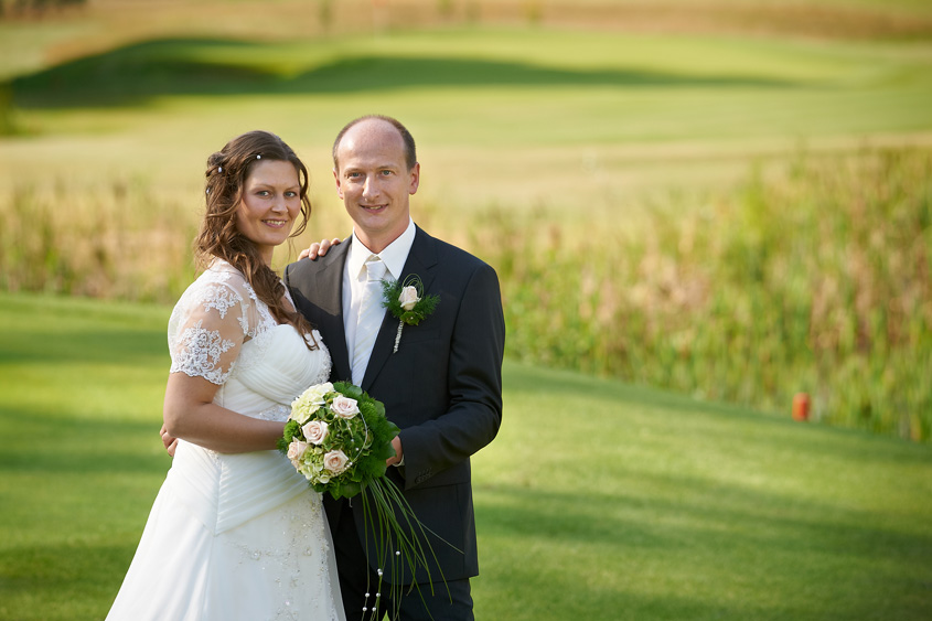 Fotograf Blankenhain Golfplatz, Hochzeitsfotograf Blankenhain Golfresort, Hochzeitsreportage, Hochzeitsfotos, Brautpaarshooting, fotograf für hochzeit, Hochzeitsbilder im Freien, Sommerhochzeit Blankenhain Golf Resort