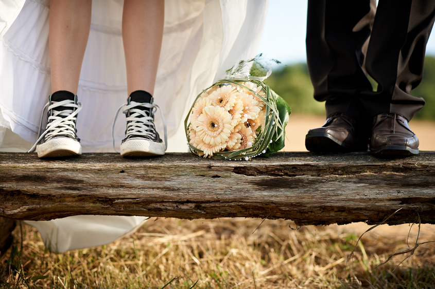 Fotograf Buttelstedt, Hochzeitsfotograf Buttelstedt, Hochzeitsreportage, Hochzeitsfotos, Brautpaarshooting, fotograf für hochzeit, Hochzeitsbilder im Freien, Sommerhochzeit Buttelstedt