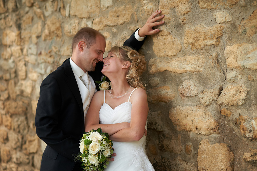 Fotograf Jena, Hochzeitsfotograf Donburg Donburger Schlösser, Hochzeitsreportage, Hochzeitsfotos, Brautpaarshooting, fotograf für hochzeit, Hochzeitsbilder im Freien, Sommerhochzeit Jena