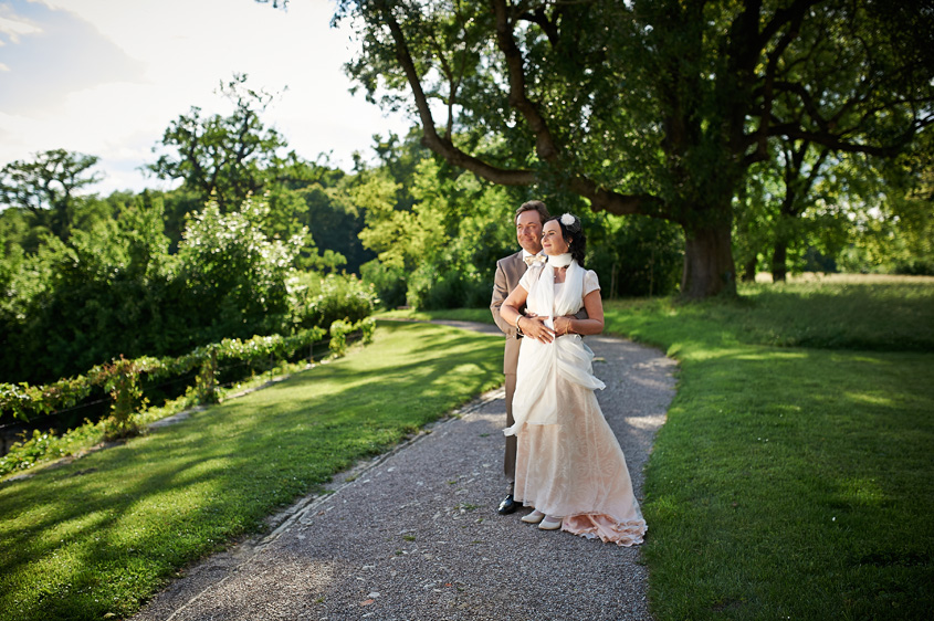 Fotograf Weimar, Hochzeitsfotograf Weimar, Hochzeitsreportage, Hochzeitsfotos, Brautpaarshooting, fotograf für hochzeit, Hochzeitsbilder im Freien, Sommerhochzeit Weimar