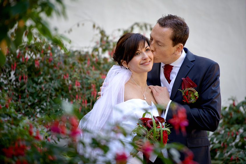 Fotograf Jena, Hochzeitsfotograf Jena, Hochzeitsreportage, Hochzeitsfotos, Brautpaarshooting, fotograf für hochzeit, Hochzeitsbilder im Freien, Sommerhochzeit Jena
