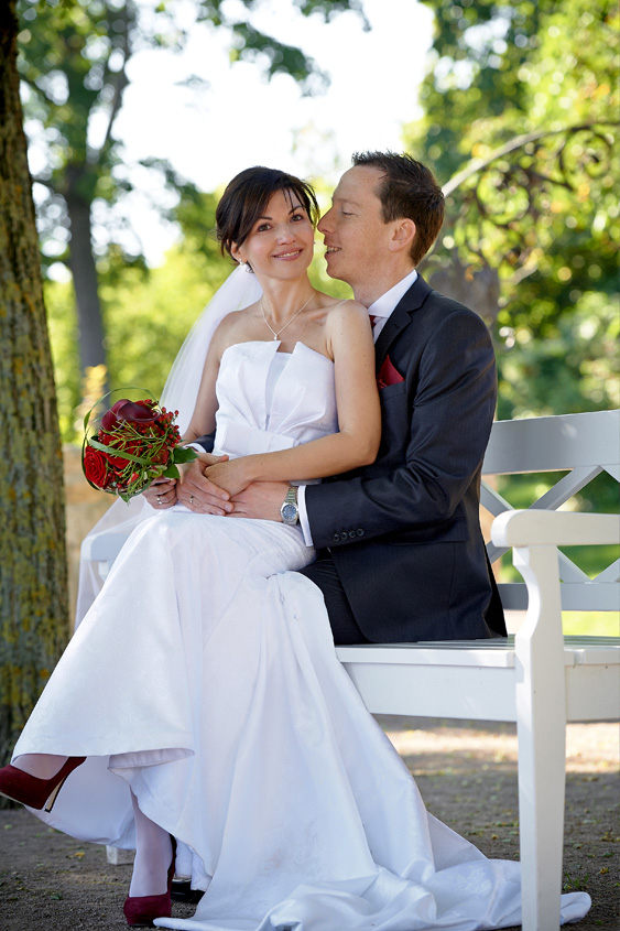 Fotograf Jena, Hochzeitsfotograf Jena, Hochzeitsreportage, Hochzeitsfotos, Brautpaarshooting, fotograf für hochzeit, Hochzeitsbilder im Freien, Sommerhochzeit Jena