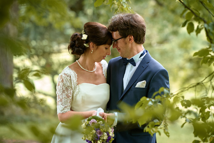 Fotograf Weimar, Hochzeitsfotograf Weimar, Hochzeitsreportage, Hochzeitsfotos, Brautpaarshooting, fotograf für hochzeit, Hochzeitsbilder im Freien, Sommerhochzeit Weimar