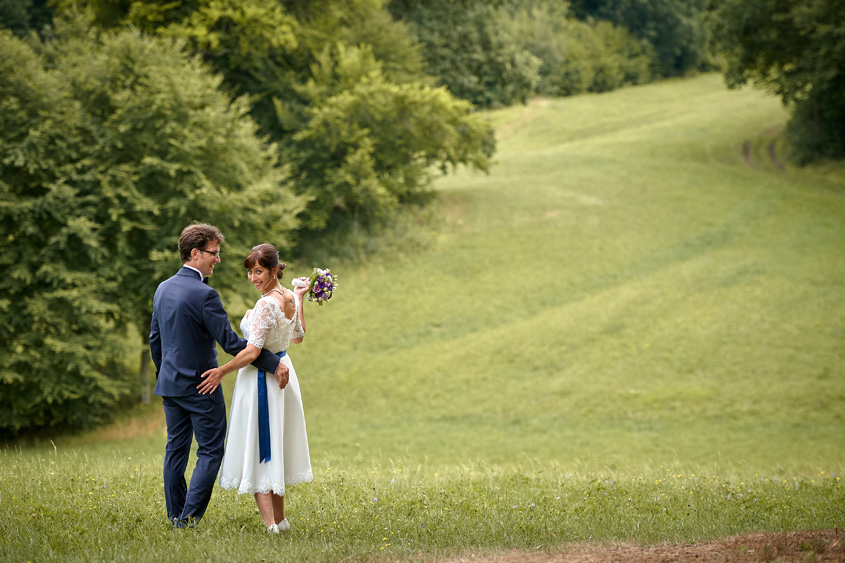 Fotograf Weimar, Hochzeitsfotograf Weimar, Hochzeitsreportage, Hochzeitsfotos, Brautpaarshooting, fotograf für hochzeit, Hochzeitsbilder im Freien, Sommerhochzeit Weimar