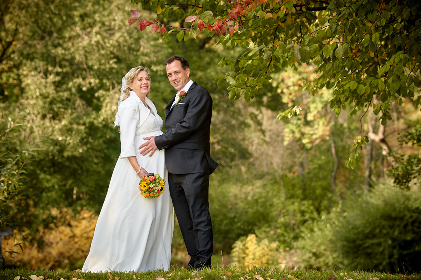 Fotograf Schloss Ettersburg, Hochzeitsfotograf Schloss Schloss Ettersburg, Hochzeitsreportage, Hochzeitsfotos, Brautpaarshooting, fotograf für hochzeit, Hochzeitsbilder im Freien, Sommerhochzeit Blankenhain Schloss Ettersburg