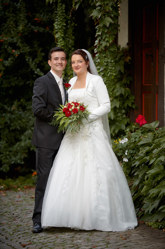 Fotograf Weimar, Hochzeitsfotograf Weimar, Hochzeitsreportage, Hochzeitsfotos, Brautpaarshooting, fotograf für hochzeit, Hochzeitsbilder im Freien, Sommerhochzeit Weimar