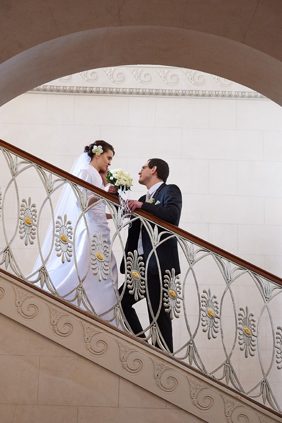 Fotograf Weimar, Hochzeitsfotograf Weimar Stadtschloss, Hochzeitsreportage, Hochzeitsfotos, Brautpaarshooting, fotograf für hochzeit, Hochzeitsbilder im Freien, Sommerhochzeit Schloss Weimar