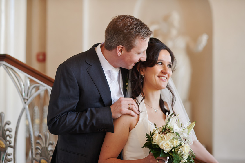 Fotograf Weimar, Hochzeitsfotograf Weimar Stadtschloss, Hochzeitsreportage, Hochzeitsfotos, Brautpaarshooting, fotograf für hochzeit, Hochzeitsbilder im Freien, Sommerhochzeit Schloss Weimar