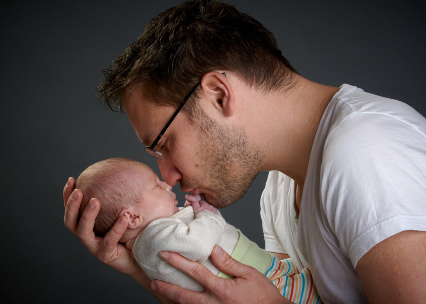 Fotograf Familienbilder Familienfotos Babybauch Schwangerschafts Fotografie Studio Fotos Weimar - Fotostudio Weimar - Foto Gutschein