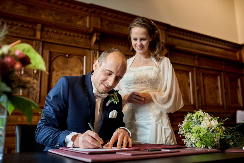 Fotograf Jena heiraten Verlobung Hochzeitsfotos Park Villa Rosenthal in Jena Hochzeitsfotograf Jena Paarshooting Hochzeit