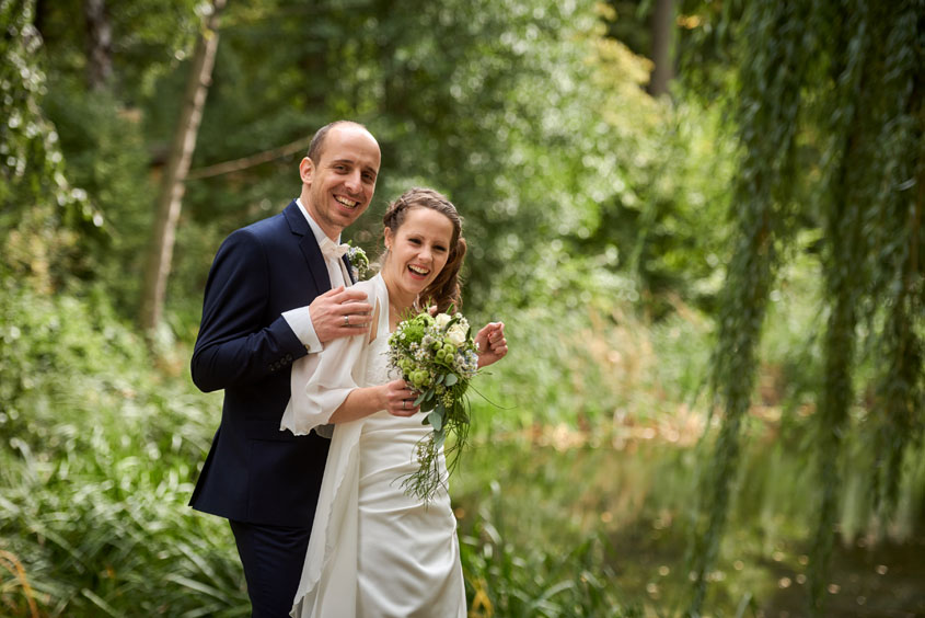 Fotograf Jena heiraten Verlobung Hochzeitsfotos Park Villa Rosenthal in Jena Hochzeitsfotograf Jena Paarshooting Hochzeit