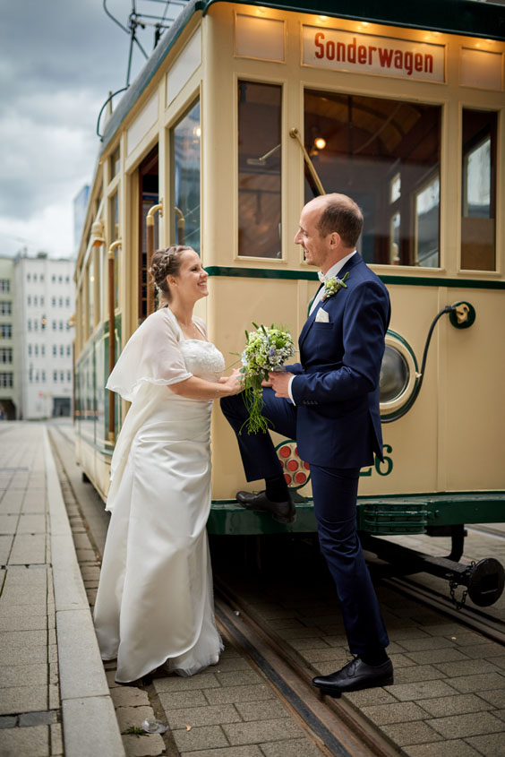 Fotograf Jena heiraten Verlobung Hochzeitsfotos Park Villa Rosenthal in Jena Hochzeitsfotograf Jena Paarshooting Hochzeit